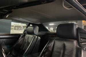 Imagen 17/21 de Mercedes-Benz SL 500 (1994)