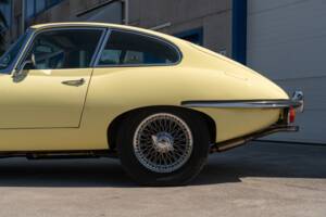 Image 8/78 de Jaguar E-Type (1969)