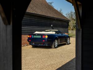 Imagen 36/50 de Aston Martin V8 Vantage Volante (2000)