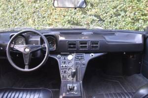 Image 22/43 of De Tomaso Pantera (1971)