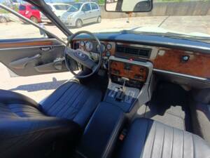 Image 28/50 of Jaguar XJ6 3.2 Sovereign (1983)