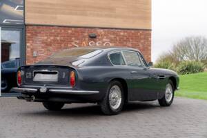 Image 49/79 of Aston Martin DB 6 (1968)