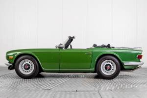 Bild 24/50 von Triumph TR 6 (1972)