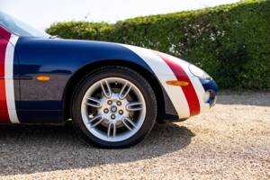 Immagine 8/42 di Jaguar XK8 4.0 (2001)