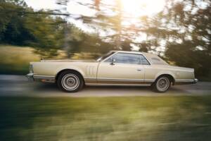 Bild 8/10 von Lincoln Continental Diamond Jubilee Gold Edition (1978)