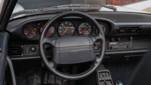 Afbeelding 16/25 van Porsche 911 Carrera 2 (1990)