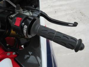 Bild 14/44 von Ducati DUMMY (2010)