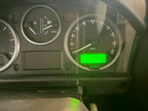 Bild 7/11 von Land Rover Defender 110 Crew Cab SE (2009)