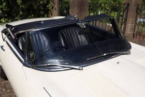 Image 42/50 de Jaguar Type E V12 (1972)