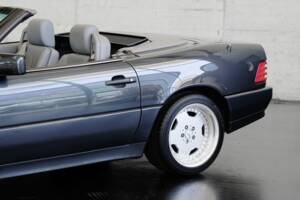 Bild 50/50 von Mercedes-Benz SL 60 AMG (1994)