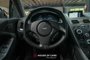 Imagen 15/22 de Aston Martin Vanquish (2017)