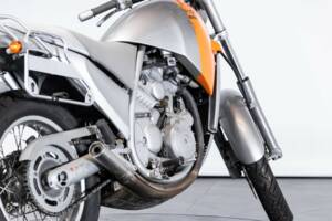 Afbeelding 16/38 van Aprilia DUMMY (1996)