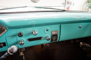 Bild 13/38 von Chevrolet Apache Stepside (1958)