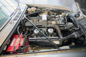 Bild 50/50 von Jaguar XJ 6 L 4.2 (1975)