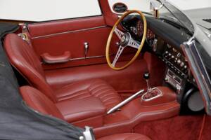 Afbeelding 12/27 van Jaguar E-Type 4.2 (1966)