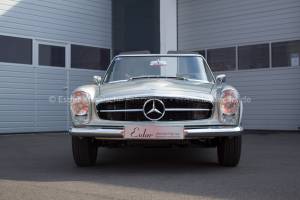 Image 15/26 of Mercedes-Benz 230 SL (1966)