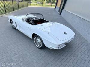 Image 11/24 of Chevrolet Corvette (1962)