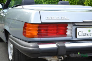 Afbeelding 41/50 van Mercedes-Benz 380 SL (1983)
