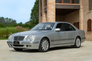 Image 1/50 de Mercedes-Benz E 430 (2000)