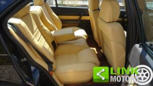 Image 4/10 de Alfa Romeo 164 3.0 V6 Quadrifoglio (1991)