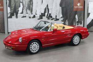 Afbeelding 1/28 van Alfa Romeo 2.0 Spider (1990)