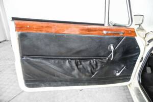 Bild 32/50 von Triumph Vitesse 6 (1970)