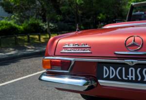 Image 20/33 of Mercedes-Benz 280 SL (1970)