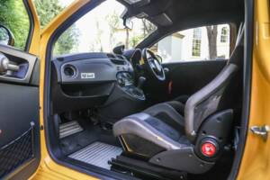 Immagine 38/41 di Abarth 695 Biposto (2006)