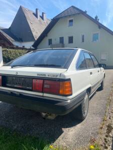 Bild 5/9 von Toyota Camry (1985)