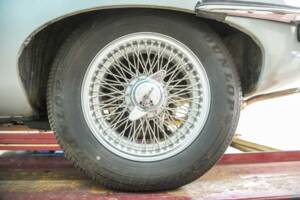 Image 47/47 de Jaguar E-Type (1969)