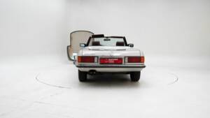 Image 7/15 de Mercedes-Benz 380 SL (1985)