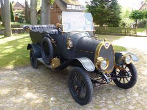 N.A.W. Sperber (Sparrowhawk) 6/20 open tourer 1913