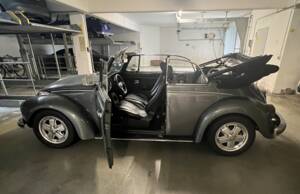 Image 8/63 of Volkswagen Beetle 1302 LS (1971)
