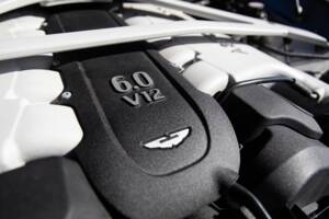 Image 75/80 of Aston Martin Vanquish (2013)