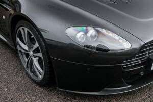 Imagen 39/46 de Aston Martin V12 Zagato (2011)