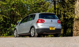 Bild 3/50 von Volkswagen Golf V GTI (2006)