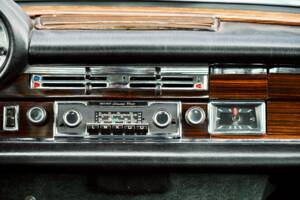 Immagine 56/84 di Mercedes-Benz 280 SE 3,5 (1970)