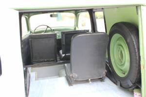 Imagen 8/16 de SIMCA 8 Camionnette (1949)