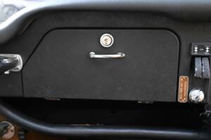 Image 42/50 de Jaguar Type E V12 (1974)