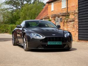 Bild 81/84 von Aston Martin V12 Vantage (2010)