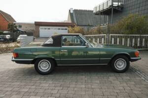 Image 3/28 of Mercedes-Benz 350 SL (1971)