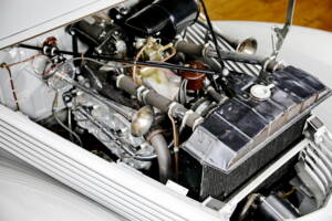Image 21/22 of Cord 812 (1937)
