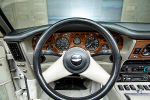 Image 18/27 of Aston Martin V8 EFi Volante (1987)