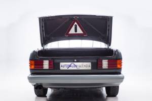Immagine 28/29 di Mercedes-Benz 420 SE (1989)