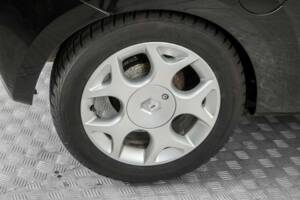 Bild 30/41 von Renault Twingo 1.2 16V (2008)