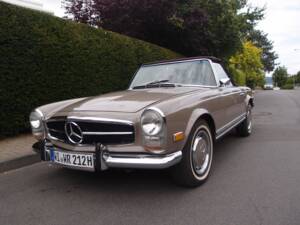 Bild 1/41 von Mercedes-Benz 280 SL (1971)