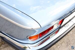 Image 53/73 of BMW 3.0 CSi (1973)