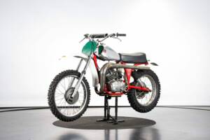 Image 8/50 of CZ 250 (1977)