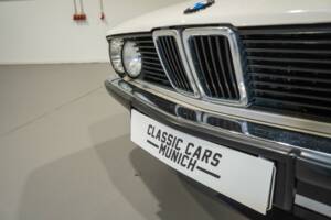Afbeelding 31/52 van BMW 528i (1984)