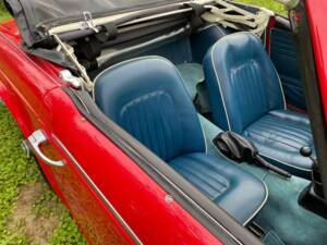 Bild 24/33 von Triumph TR 4A IRS (1966)